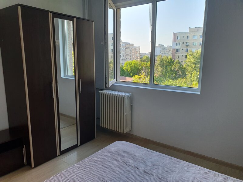 Drumul Taberei- Vanzare 2 camere 7/10- Tg Neamt-parc-liber-mobilat-79900E